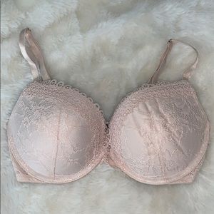Victoria’s Secret Nude Lace Push Up Bra💖